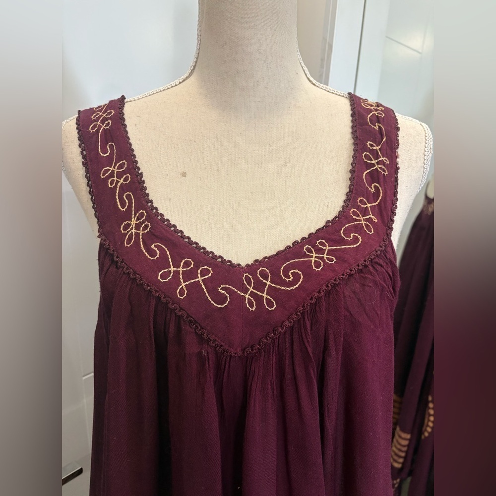 Burgundy and Gold Embroidered Dress - Picture 5 of 16